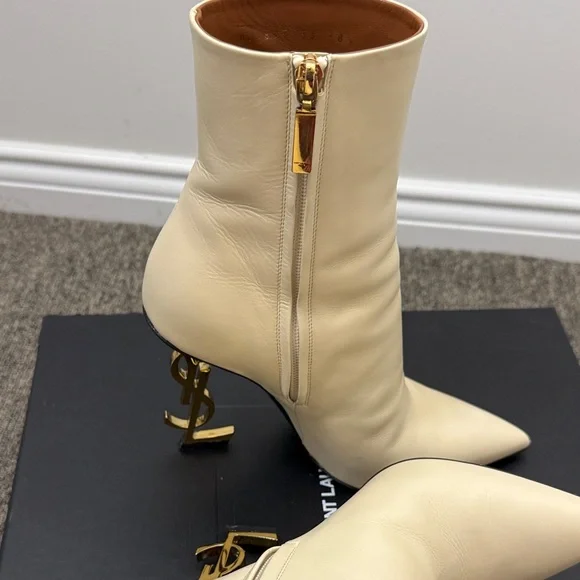 Saint Laurent Cream Leather Opyum Logo Heel Ankle Boots - Picture 8 of 9